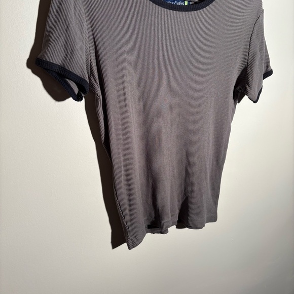 Vintage Edgy Dogs 50/50 Tee - Picture 3 of 5